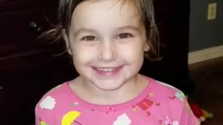Toddler mocks Brett Favre for crying during Hall of Fame speech
