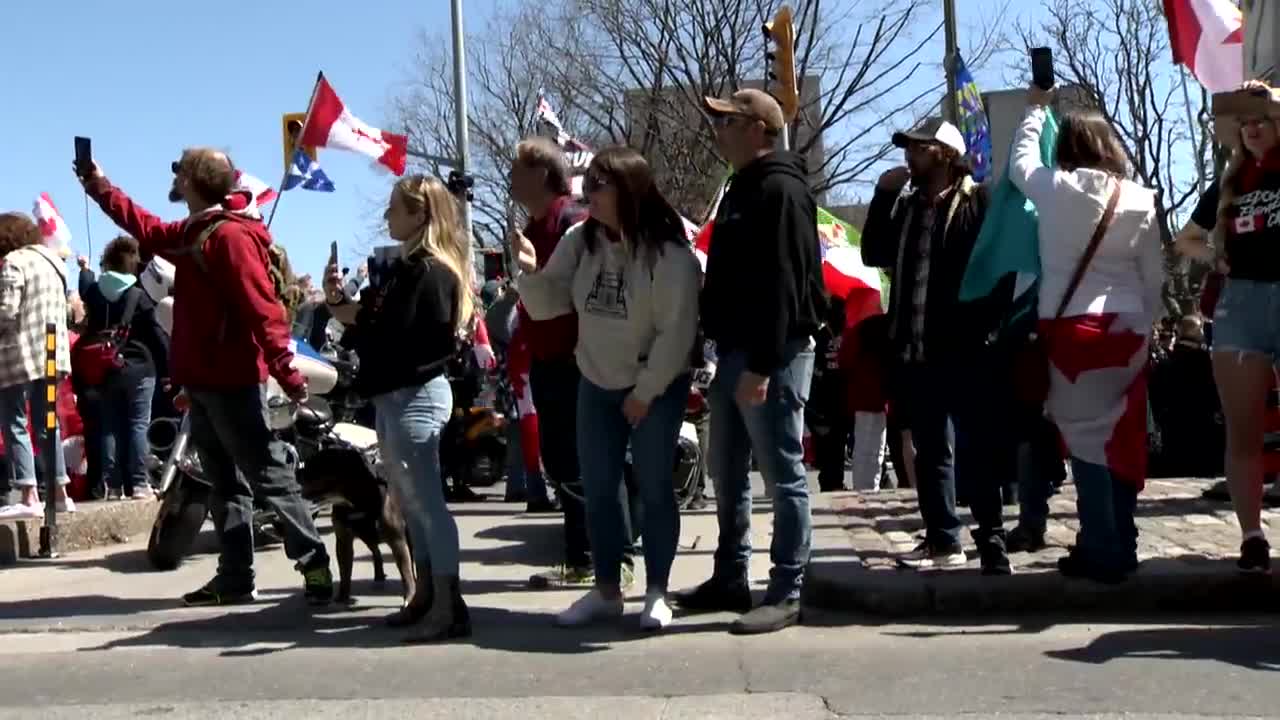 Chants of “freedom” in Ottawa as “Rolling Thunder” motorcycle convoy enters nation’s capital