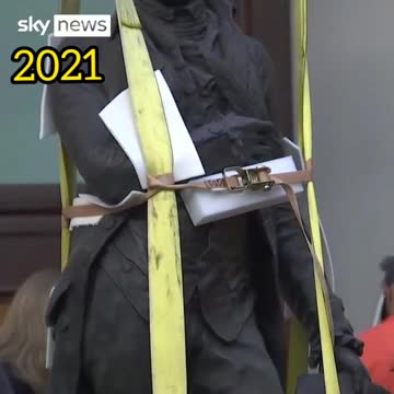 Jefferson Statue Stuffed In A Crate And Removed From NY City Hall