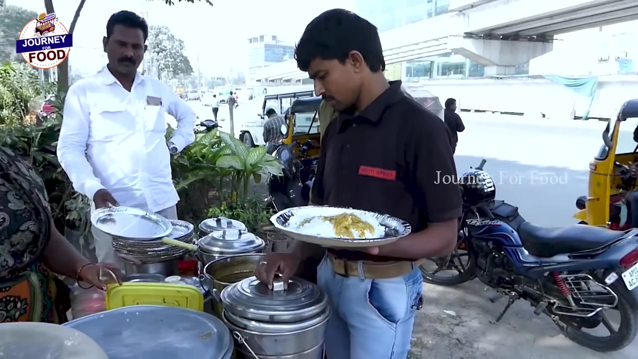 WORLD OF STREET FOOD - INDIAN CHEAPEST MEAL #1