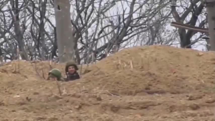 A Russian sniper keeps working in the Donbass.