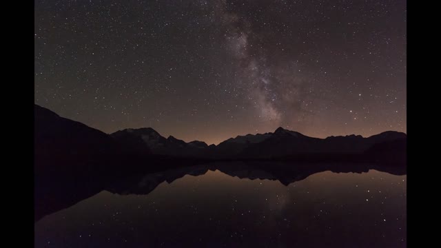 Relaxing Music: work, focus, light