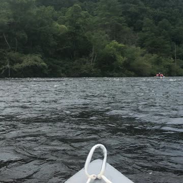 Hiawassee river rapid ride
