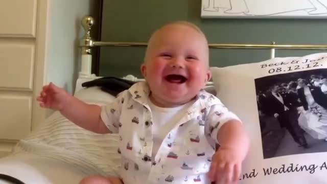 Baby laughing and chuckling_batch
