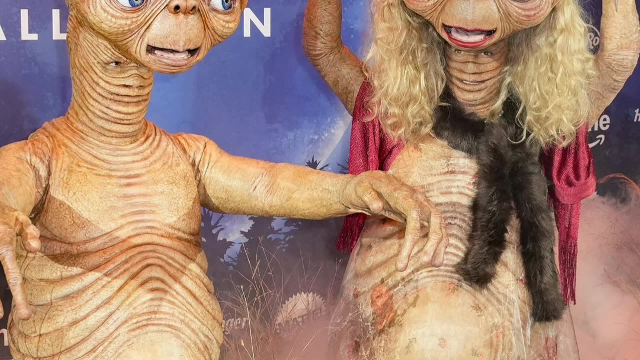 What did Heidi Klum's guests wear on Halloween in Hollywood?