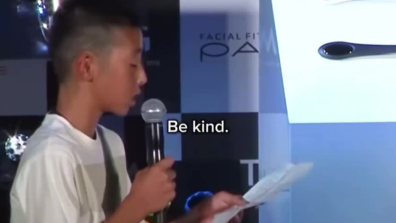 Ronaldo vs little kid