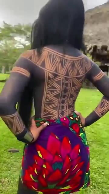 #nativeamerican #indigenous #jingledress #sioux #cree #culture #dancing #navajo #powwow #viral