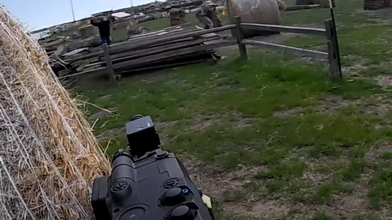 HOW HEAVY ARE YOUR BB'S- Airsoft battle