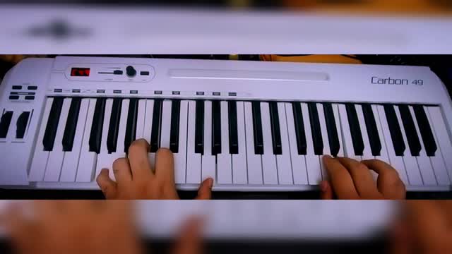 Fingers Training on piano