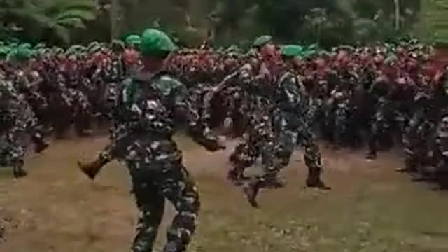 Indonesian army yells #army #indonesiaarmy