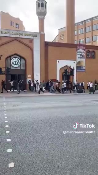 uk riots psy-op the media staging angry Muslim rioters marching