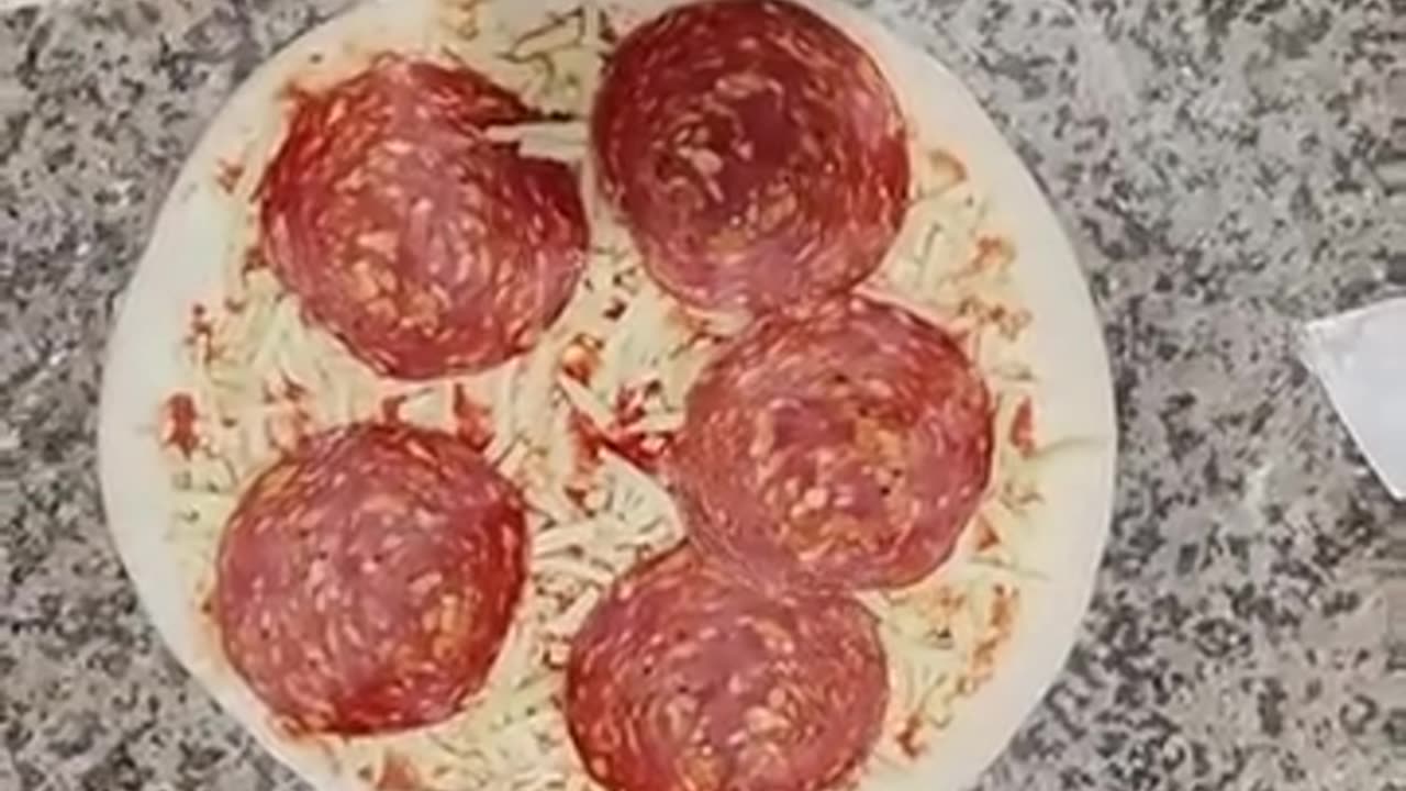 The pizza hack you NEVER knew you needed