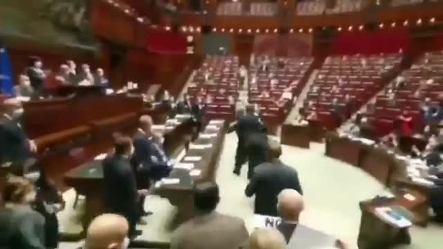BIZARRE SCENES IN ITALIAN PARLIAMENT