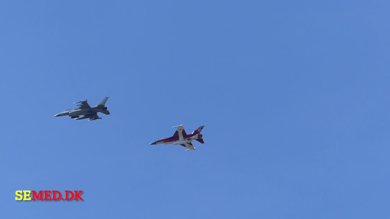 F-16 på Flagdagen for Danmarks udsendte