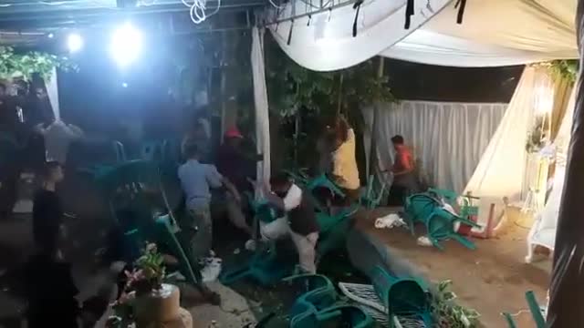 Gran pelea de familiares en celebración de una boda