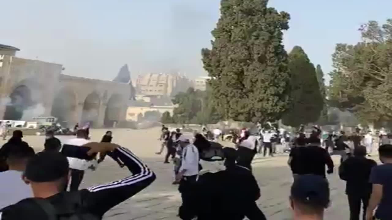 Hundreds Injured After Israeli Forces Storm Al-Aqsa Mosque In Jerusalem For Second Time