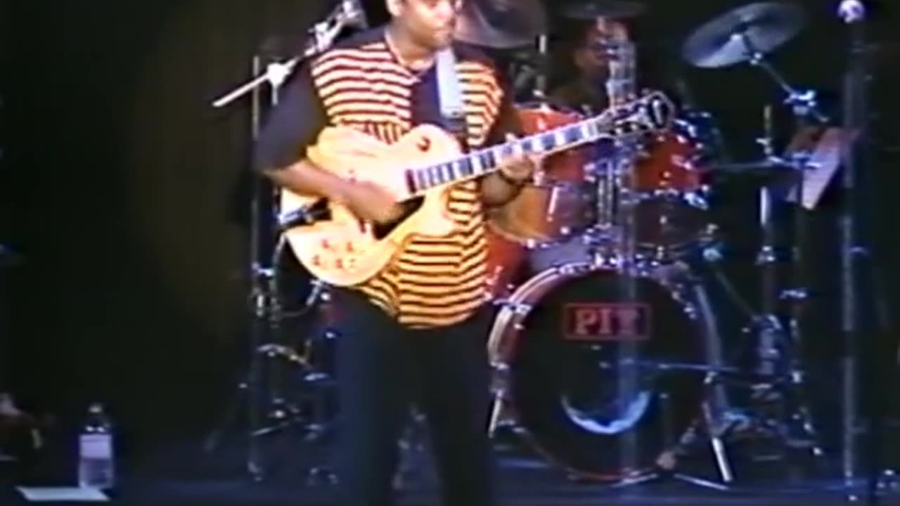 Norman Brown - Breaking Out (LIve) 1990