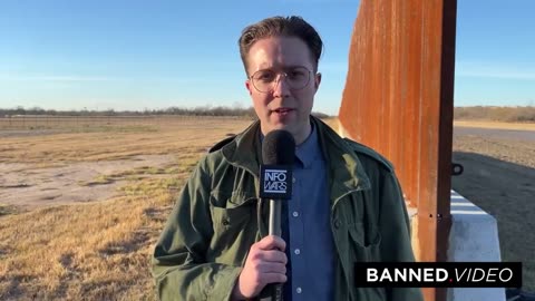 Border gates left wide open at Texas border!