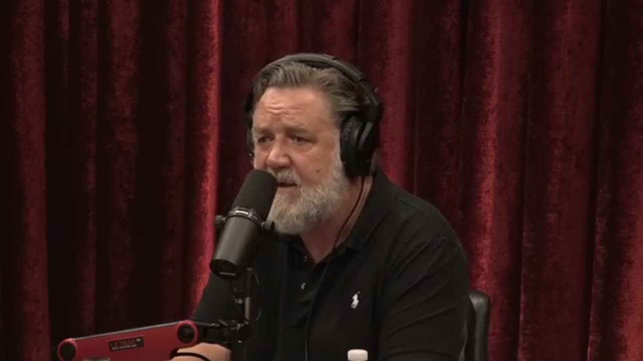 Joe Rogan Experience #2191 - Russell Crowe