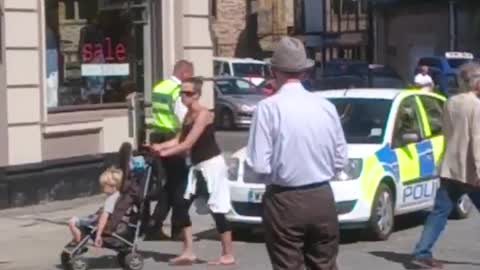 British policeman records violation of police car