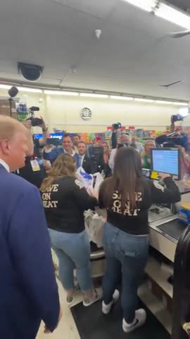 CHECKOUT CHAMP: Trump Gifts Pennsylvania Mom $100 to Help Out With Groceries [WATCH]