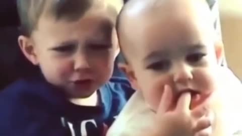 Cute baby 😲😲,cute moment