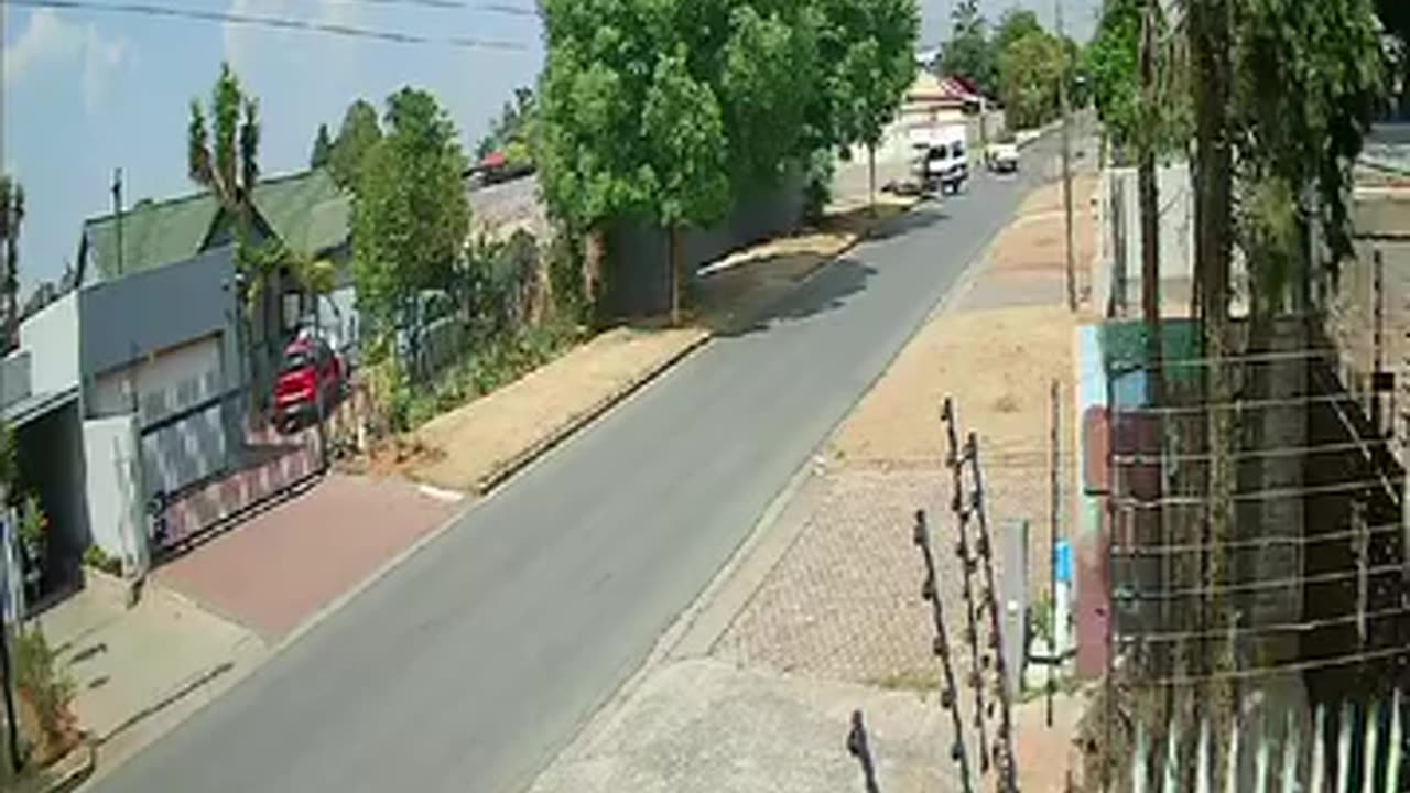 Roodepoort accident between taxi and motorcycle