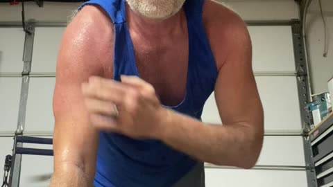 Working the Whole Body with Slow-Motion Shoulder-Taps!!