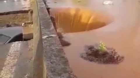 A Huge Sinkhole Has Formed On An Italian HHighway In Calabria