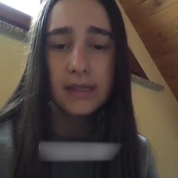 Laura 17 anni Dopo prima dose pfizer a letto per due mesi