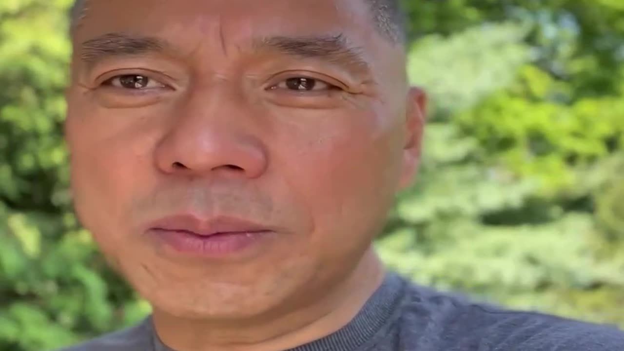 20220809文贵先生GETTR¹： #战友：赢得了涉及到数据问题的案子，获得400万欧元赔偿。法官命令调阅Miles和这个人互动数据。法官傻了，Miles Guo2018年的推特关注量后台数据1.2亿