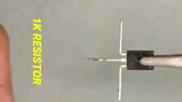 Wireless voltages transmitter