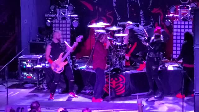 Nonpoint "Introduction of the tour and first show"