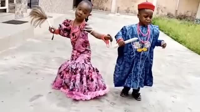 Best kids dance of the year lol.....