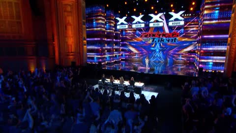Kristen Cruz Surprises The Judges With Her Unbelievable Voice - AGT 2022