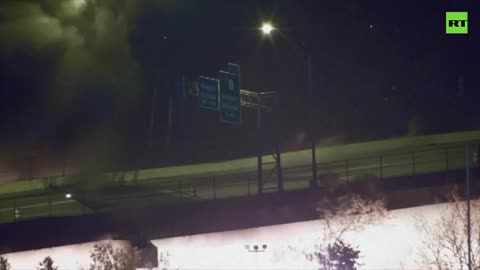Ohio River bridge fire leads to Interstate 471 shutdown.mp4