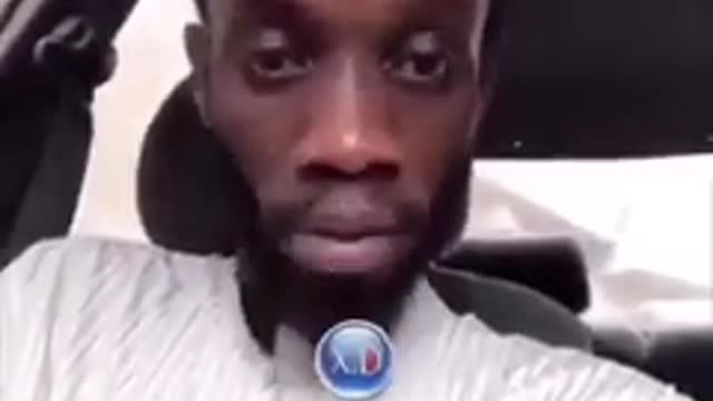 اضحك من اعماق قلبك