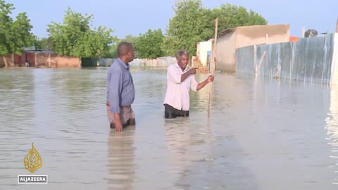 Chad floods: Heavy rains force Ndjamena residents to flee homes