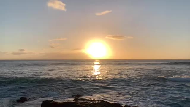 Slow-Motion Waves and Sunset at Ka’ena Point National Park