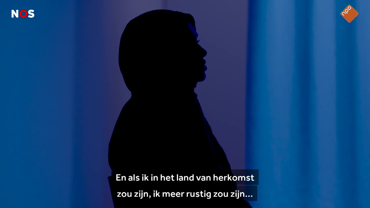 Lina moest van haar ouders achterblijven in het buitenland