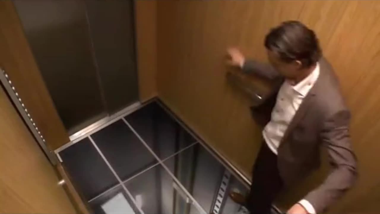 Worst elevator pranks compilation