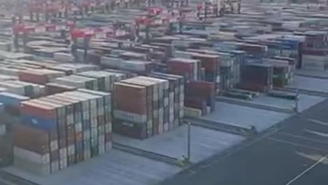 PORT CONTAINER YARDS ARE COMPLETELY FULL, NEEDING TRUCK DRIVERS TO PICK UP THE GOODS