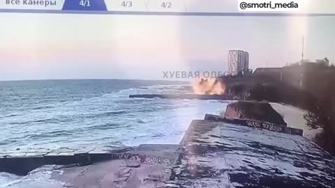 Odessa, Ukraine: mine/bomb explodes on port