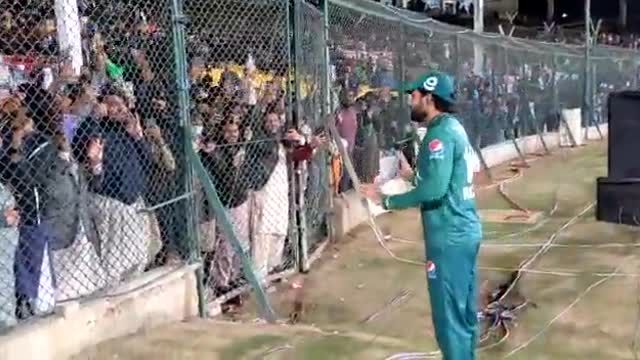 An Absolute gem of a Person - Mohammad Rizwan interacts with Crowd after 3rd T20I vs West Indies