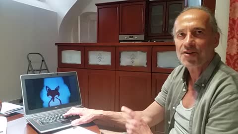 A rókaszemű menyecske