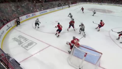 NHL - Kirill Kaprizov pulls the goalie out of position and feeds Mats Zuccarello for the goal! 👏