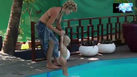 Cute baby boy swimming 🏊‍♂️ 🏊‍♂️