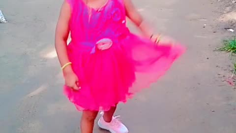 Cute baby dance🥀🥀🤗🤗💃💃