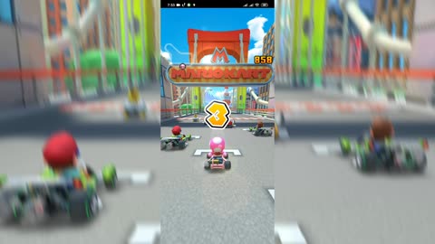 Mario Kart Tour Gameplay