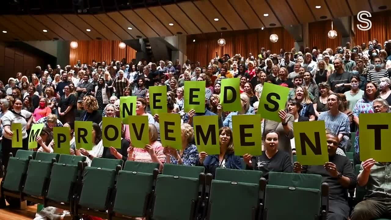 More than 500 Canterbury teachers meet about pay and working conditions